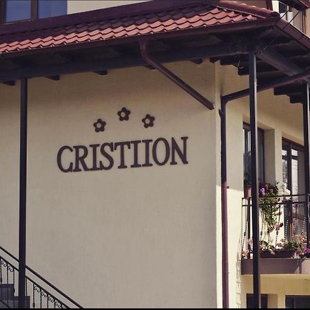 Pensiunea Cristiion Hotel Matau Exterior foto